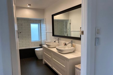 Photo of property in 17 Wyoming Avenue, Murrays Bay, Auckland, 0630