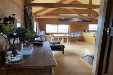 Photo of property in 9 The Parade, Okarito, Whataroa, 7886