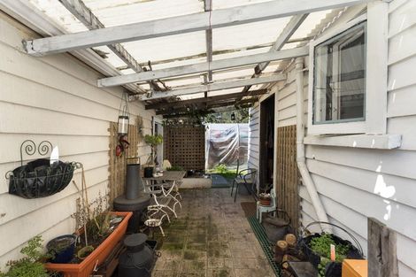 Photo of property in 10 Market Street, Picton, 7220