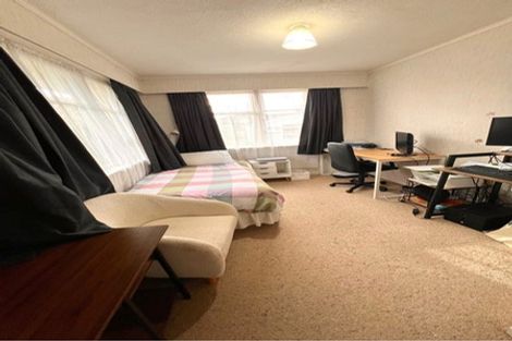 Photo of property in 10 Grey Street, Martinborough, 5711