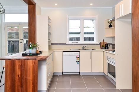 Photo of property in 150 Rimu Street, Maeroa, Hamilton, 3200