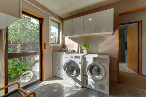 Photo of property in 12 Coleraine Street, Cromwell, 9310