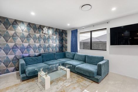 Photo of property in 6 Solitary Lane, Rolleston, 7615