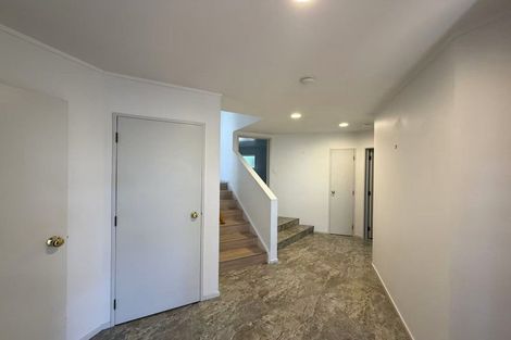 Photo of property in 1/80 Knights Road, Rothesay Bay, Auckland, 0630