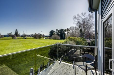 Photo of property in 12 Bray Place, Havelock North, 4130