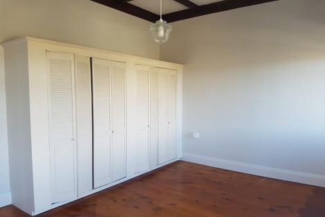 Photo of property in 11 Trosk Place, Waiuku, 2123