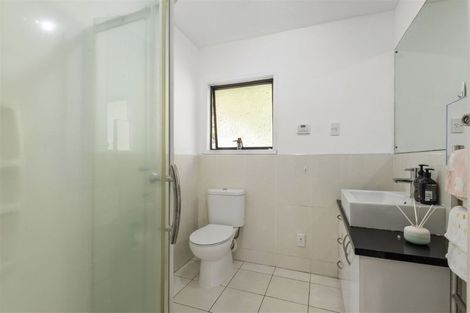 Photo of property in 9 Honeysuckle Lane, Mairangi Bay, Auckland, 0630