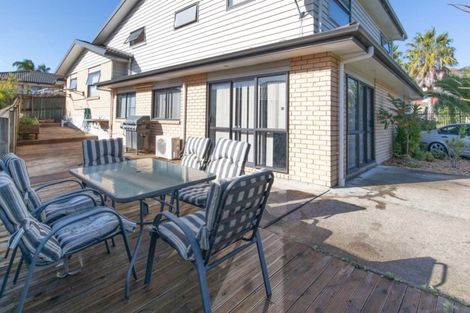 Photo of property in 59a Hewlett Road, Massey, Auckland, 0614