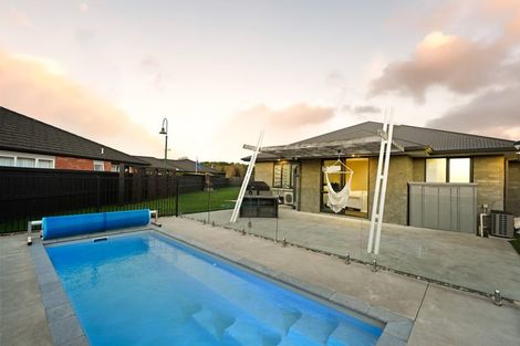 Photo of property in 23 Tiaki Way, Cambridge, 3434