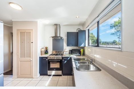 Photo of property in 18 Rosewood Place, Paraparaumu, 5032