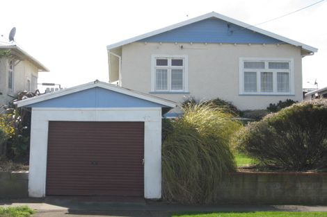 Photo of property in 102 Cornfoot Street, Castlecliff, Whanganui, 4501