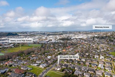 Photo of property in 42 Laurel Oak Drive, Schnapper Rock, Auckland, 0632