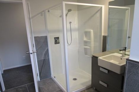 Photo of property in 36 Mackay Drive, Greenhithe, Auckland, 0632