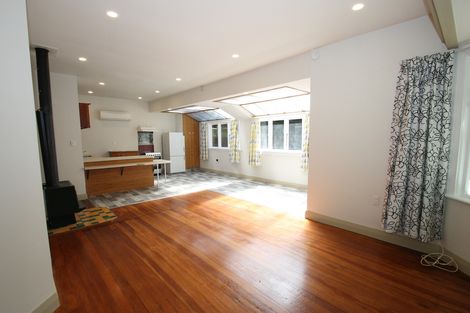 Photo of property in 2 Hawthorn Avenue, Mornington, Dunedin, 9011