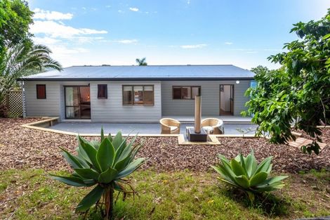 Photo of property in 123 Park Avenue, Whangamata, 3620