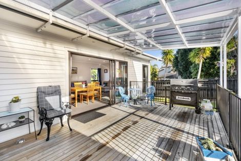 Photo of property in 55 Howe Street, Howick, Auckland, 2014