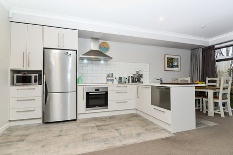 Photo of property in 4/25 Thackeray Street, Hamilton Lake, Hamilton, 3204