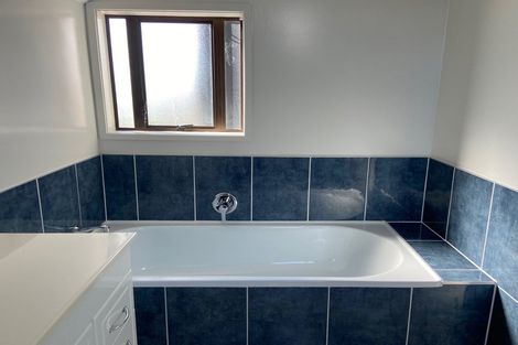 Photo of property in 20a Otakau Road, Milford, Auckland, 0620