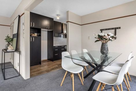 Photo of property in 14 Mckellar Place, Hornby, Christchurch, 8042