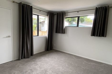 Photo of property in 44b Cheval Drive, Totara Vale, Auckland, 0629