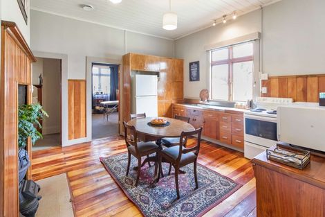 Photo of property in 174 Raeburne Street, Te Awamutu, 3800