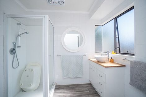 Photo of property in 4 Landau Court, Ashhurst, 4810