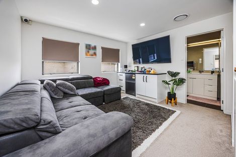 Photo of property in 32 Helianthus Avenue, Flat Bush, Auckland, 2019