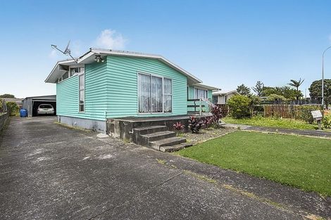 Photo of property in 74 Bader Drive, Mangere, Auckland, 2022