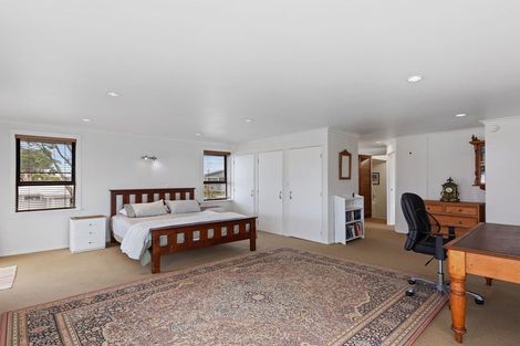 Photo of property in 988 Papamoa Beach Road, Papamoa Beach, Papamoa, 3118