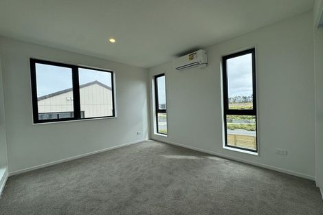 Photo of property in 202a Henwood Road, Westgate, 0814