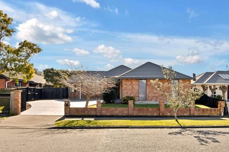 Photo of property in 21 Forest Drive, Parklands, Christchurch, 8083