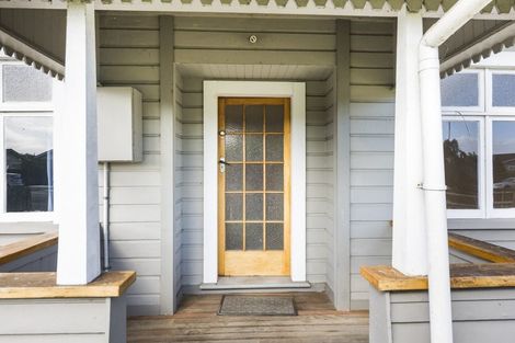 Photo of property in 20 Shamrock Street, Takaro, Palmerston North, 4412