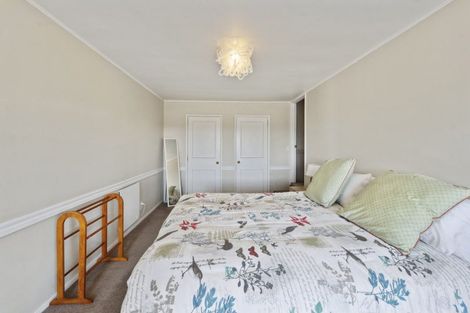 Photo of property in 7 Krissell Place, Acacia Bay, Taupo, 3330