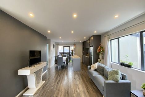 Photo of property in 28 Rakich Place, Henderson, Auckland, 0612