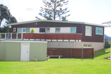Photo of property in 628 Ocean Road, Whangamata, 3620