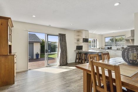 Photo of property in 15 Muir Avenue, Halswell, Christchurch, 8025