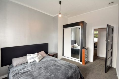 Photo of property in 121 Kaikorai Valley Road, Glenross, Dunedin, 9011