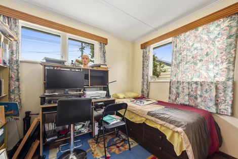 Photo of property in 18 Sheridan Crescent, Trentham, Upper Hutt, 5018