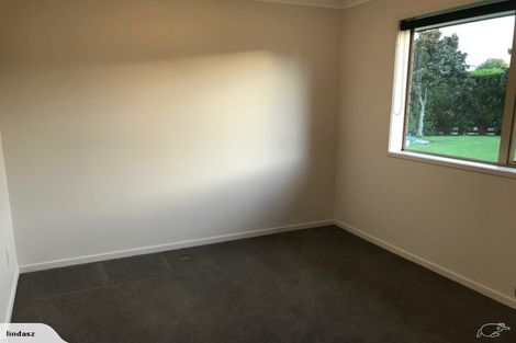 Photo of property in 3 Frank Knight Place, Waiuku, 2123