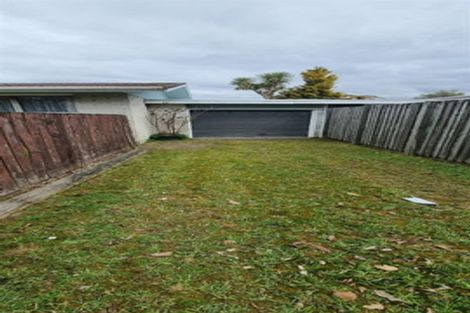 Photo of property in 8a Wyndham Road, Hannahs Bay, Rotorua, 3010