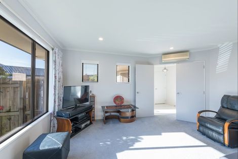 Photo of property in 10 Ngawhatu Road, Stoke, Nelson, 7011