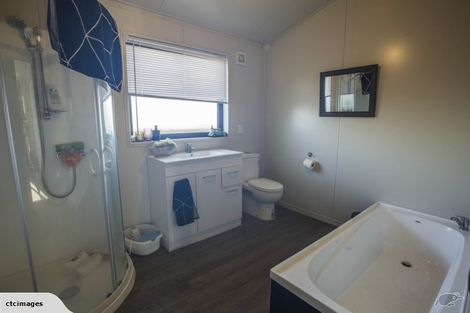 Photo of property in 47 Lawson Burrows Crescent, Te Anau, 9600