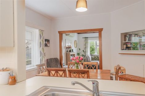 Photo of property in 12 Manson Street, Terrace End, Palmerston North, 4410