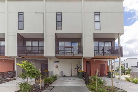 Photo of property in 3 William Stratton Lane, Hobsonville, Auckland, 0616