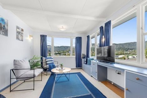 Photo of property in 41 Logie Street, Stokes Valley, Lower Hutt, 5019