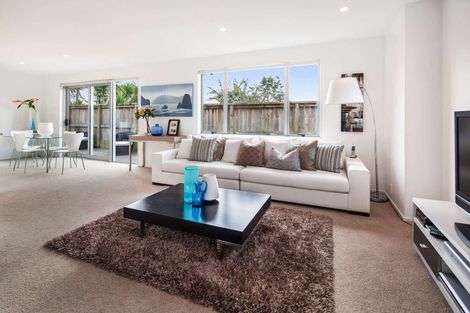 Photo of property in 76 Alverston Street, Waterview, Auckland, 1026