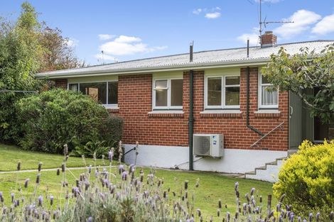 Photo of property in 11 Kennedy Road, Fairfield, Dunedin, 9018