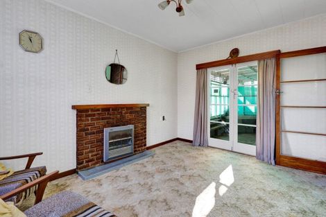 Photo of property in 18 Hurdon Street, Hurdon, New Plymouth, 4310