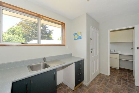 Photo of property in 16 Mckellar Place, Hornby, Christchurch, 8042