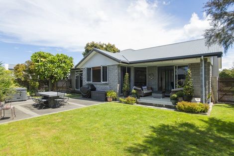 Photo of property in 13 Parkview Place, Riverdale, Gisborne, 4010